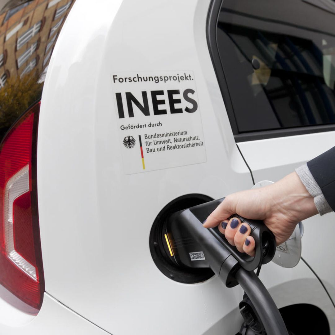E-Auto wird geladen