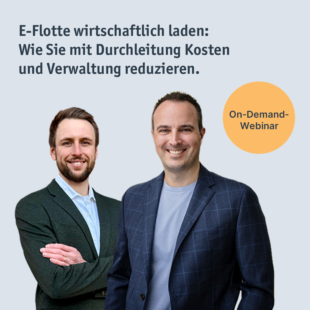 Zwei Maenner vor hellem Hintergrund