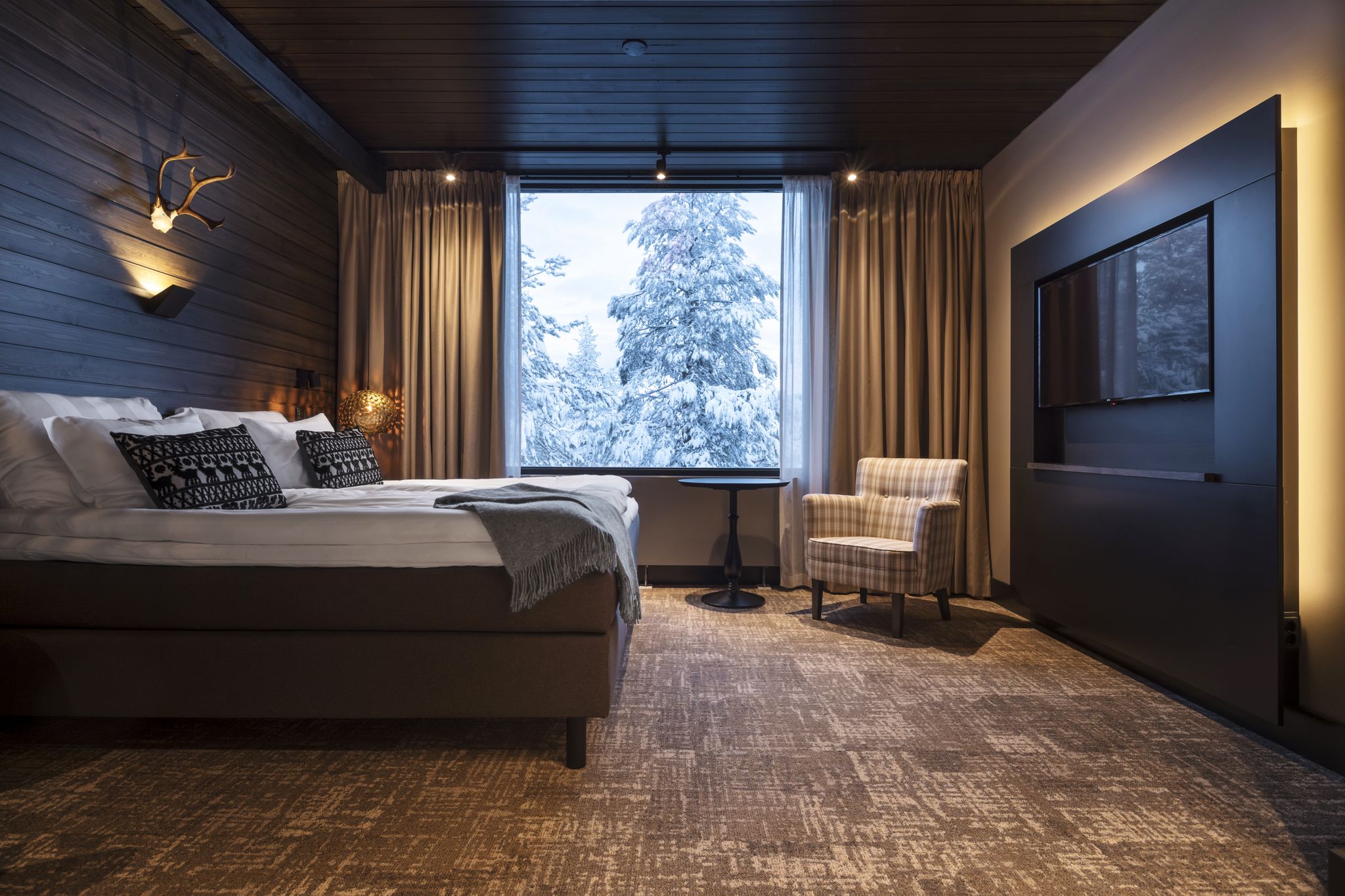 Lapland Hotels Sky Ounasvaara Arctic Junior Suite
