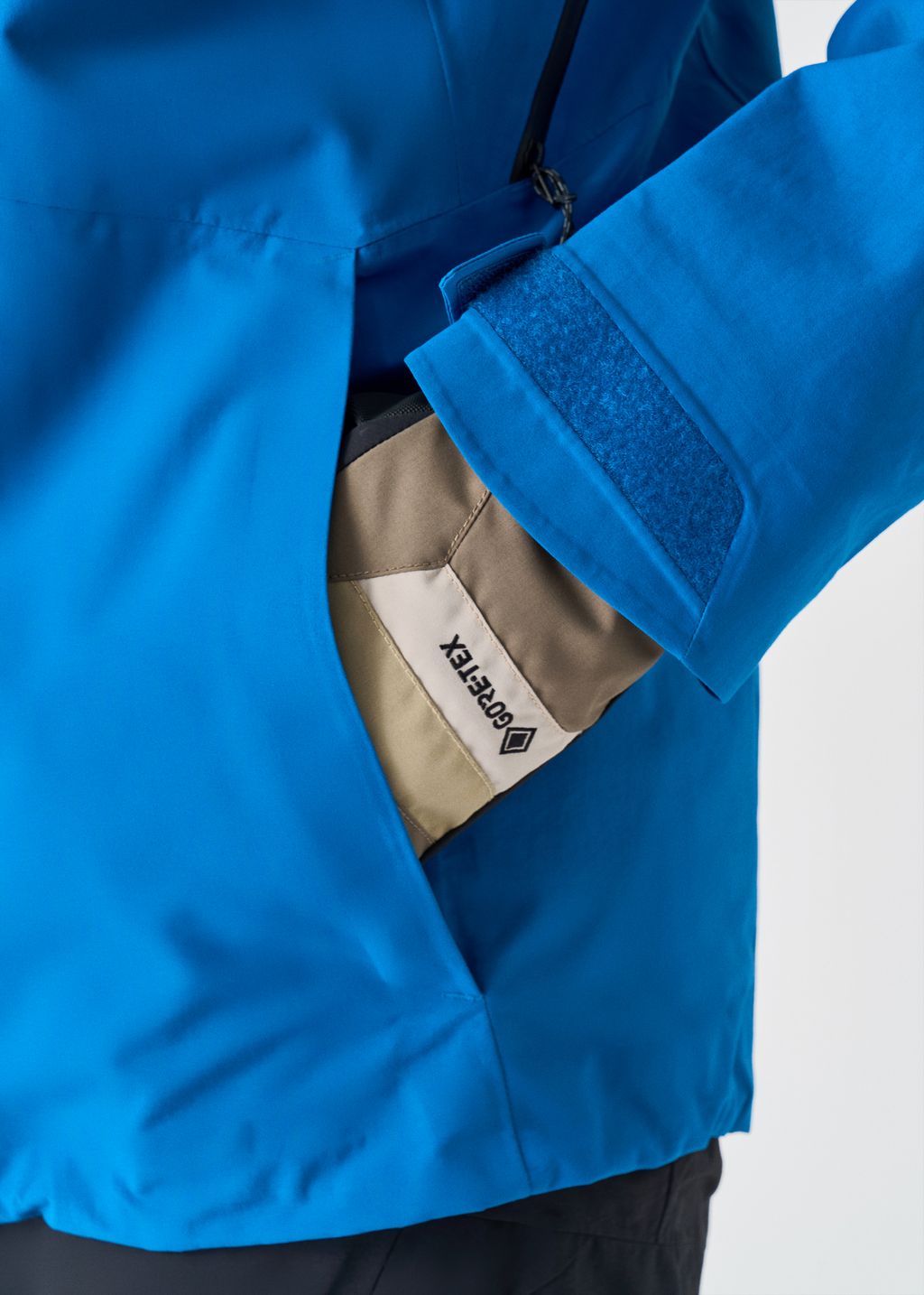 Burton [AK] GORE-TEX Cyclic Jacket