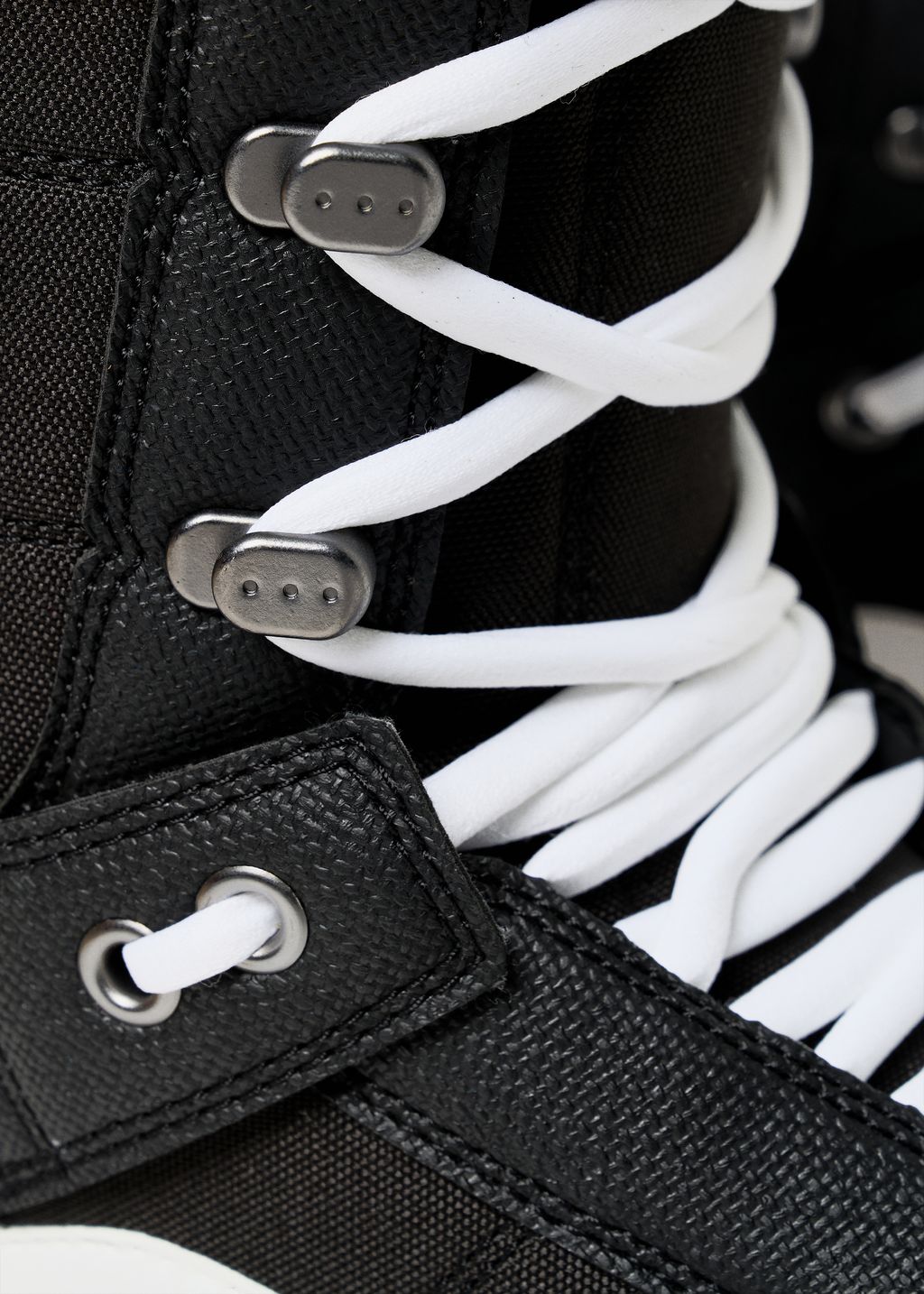 Vans High Standard OG Snowboard Boots