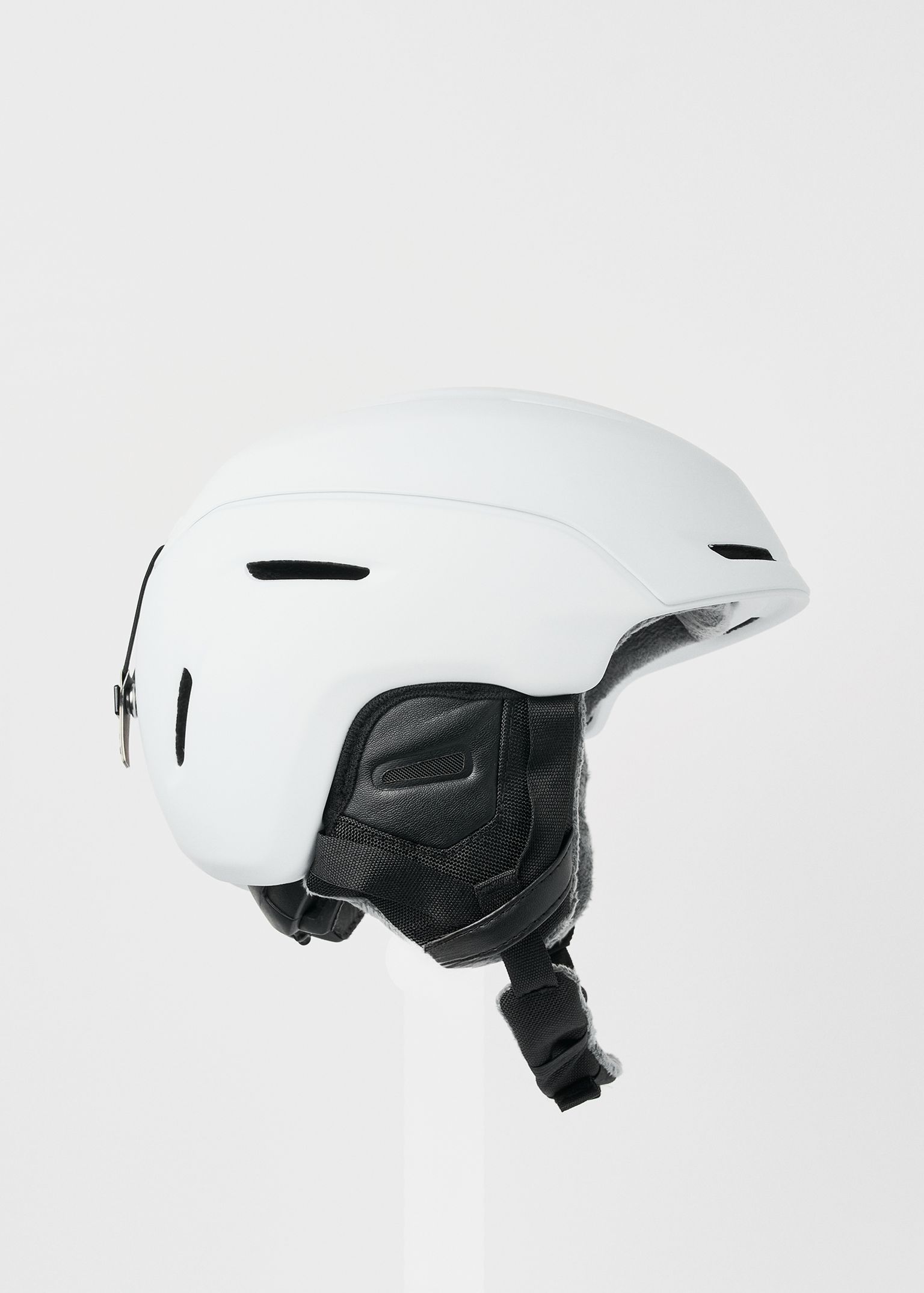 Avera MIPS Helmet image