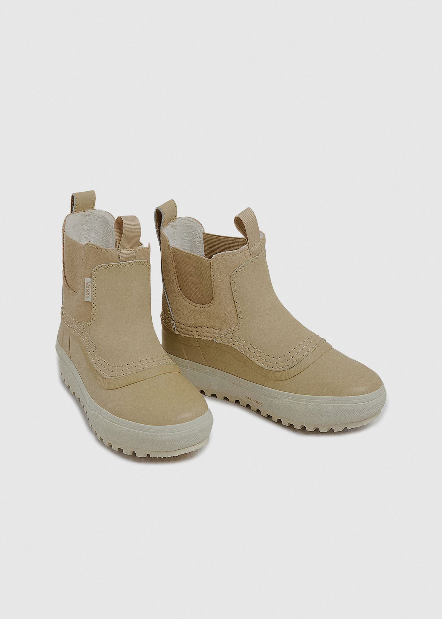MTE Mid Chelsea Boot image