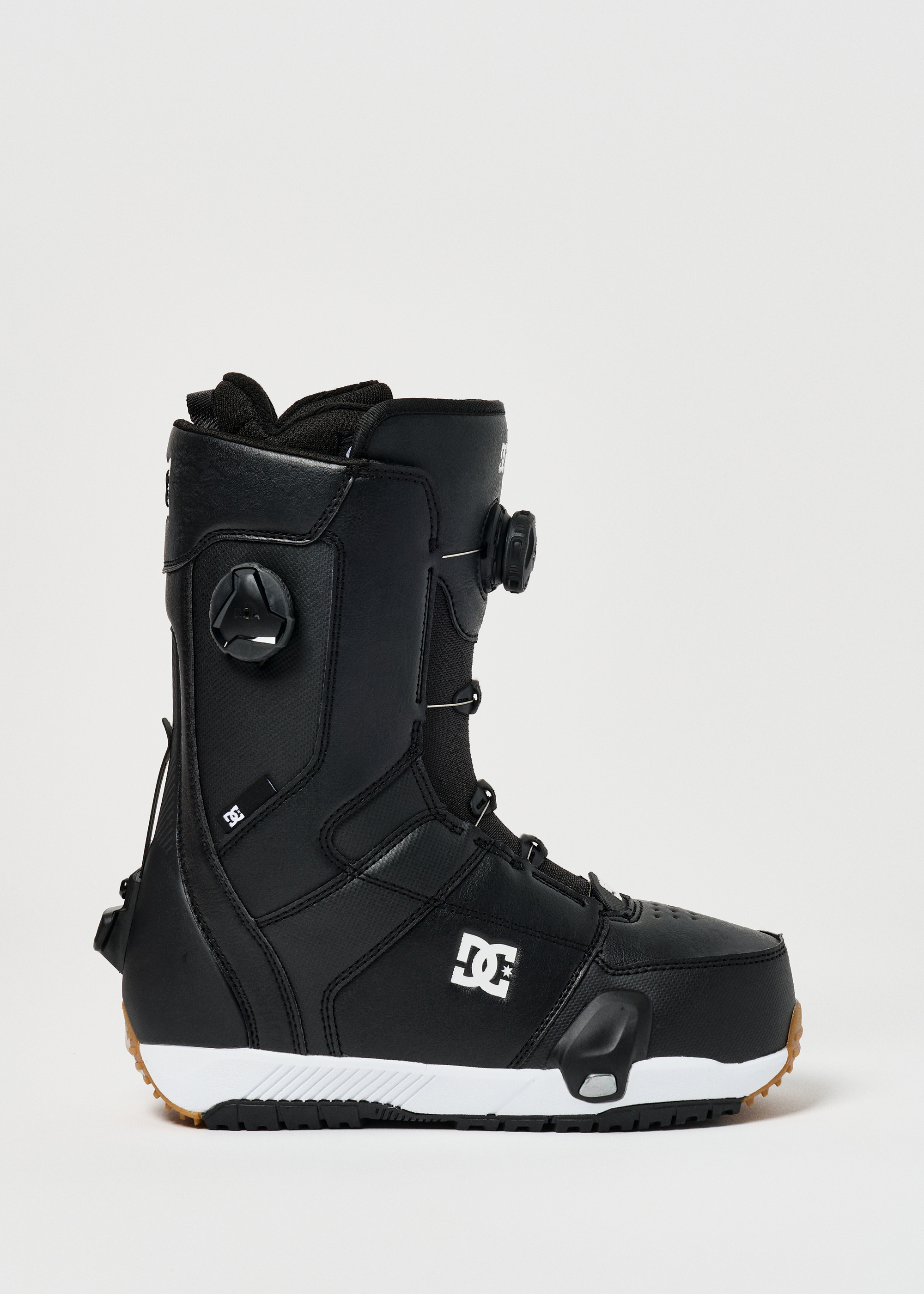 821308901_studio_thesnowboarda