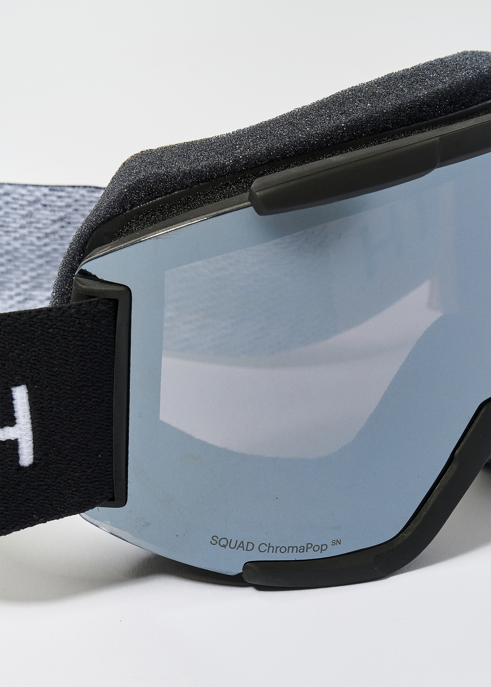 Smith Squad Black / ChromaPop Sun Platinum Mirror + Yellow Goggles