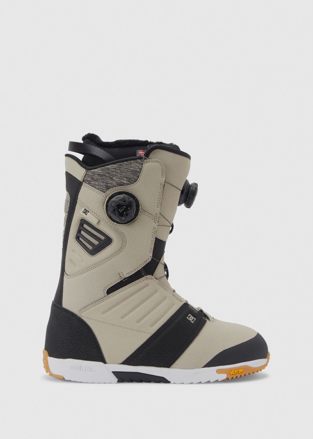 DC Judge Snowboard Boots