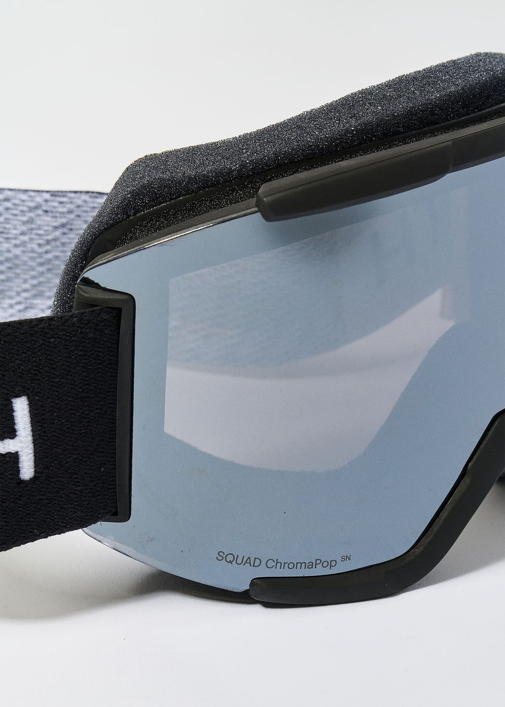 Smith Squad Black / ChromaPop Sun Platinum Mirror + Yellow Goggles
