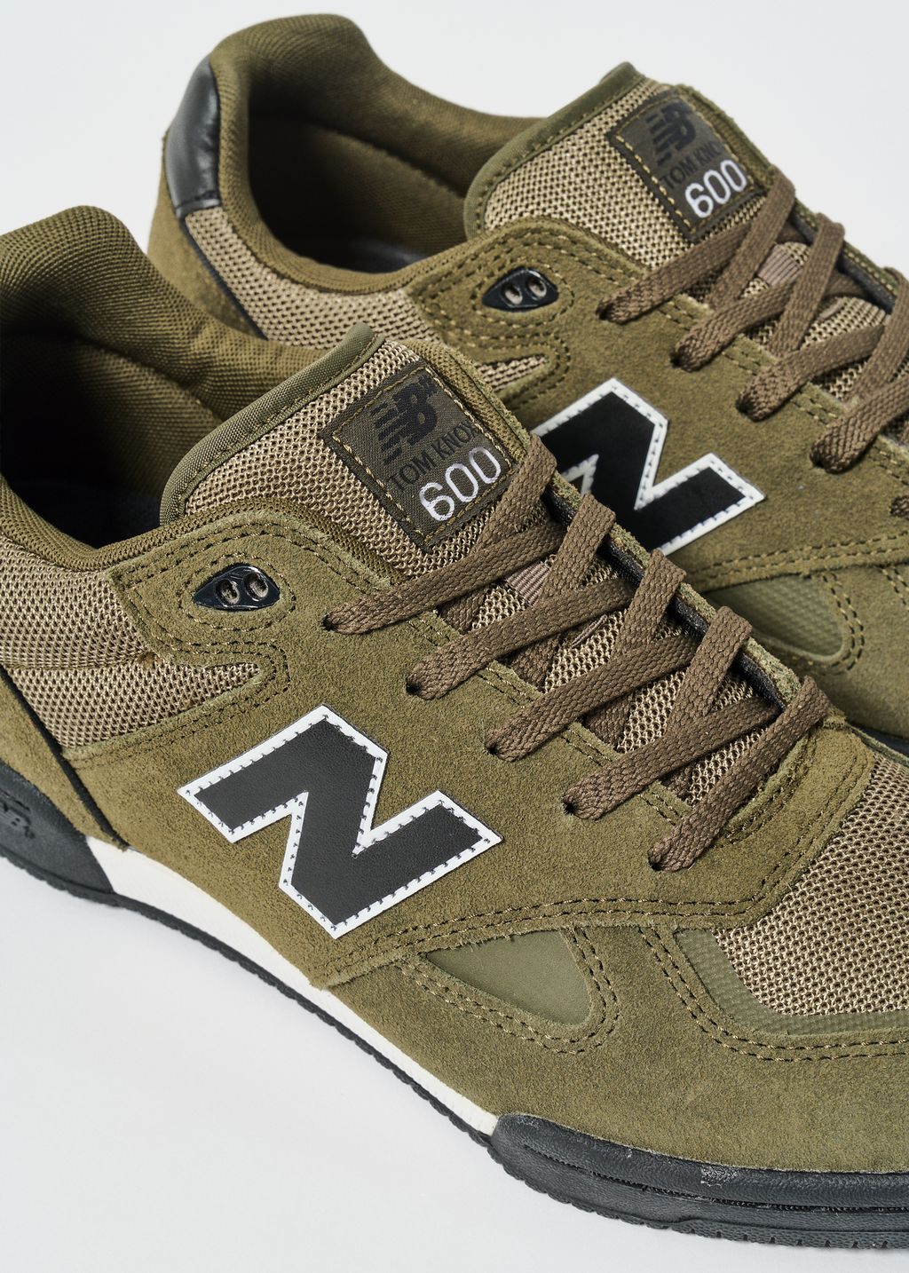New Balance Tom Knox 600 Shoes