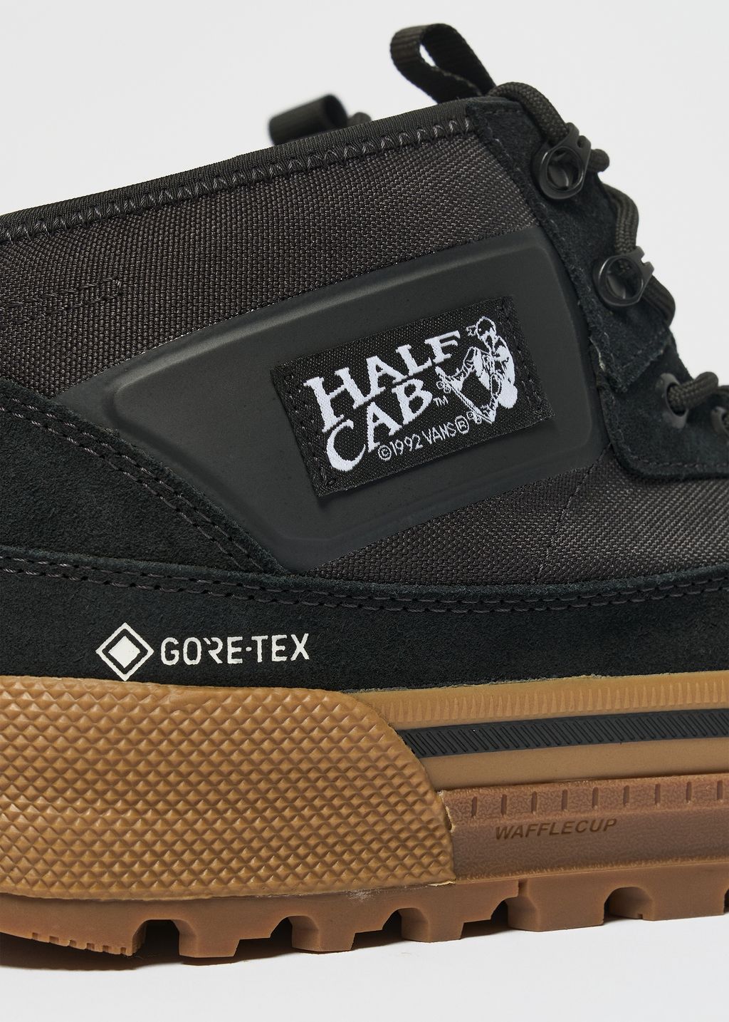 Vans MTE Half Cab Gore-Tex Shoe