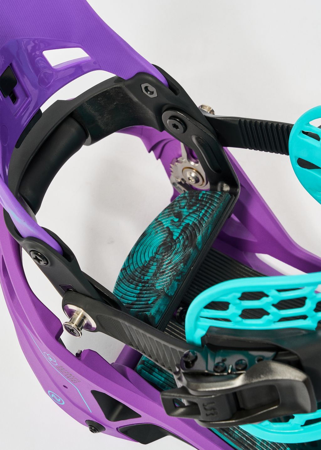 そうとくSP BINDINGS SP Multientry Split 21/22 Snowboard Binding shown in Black