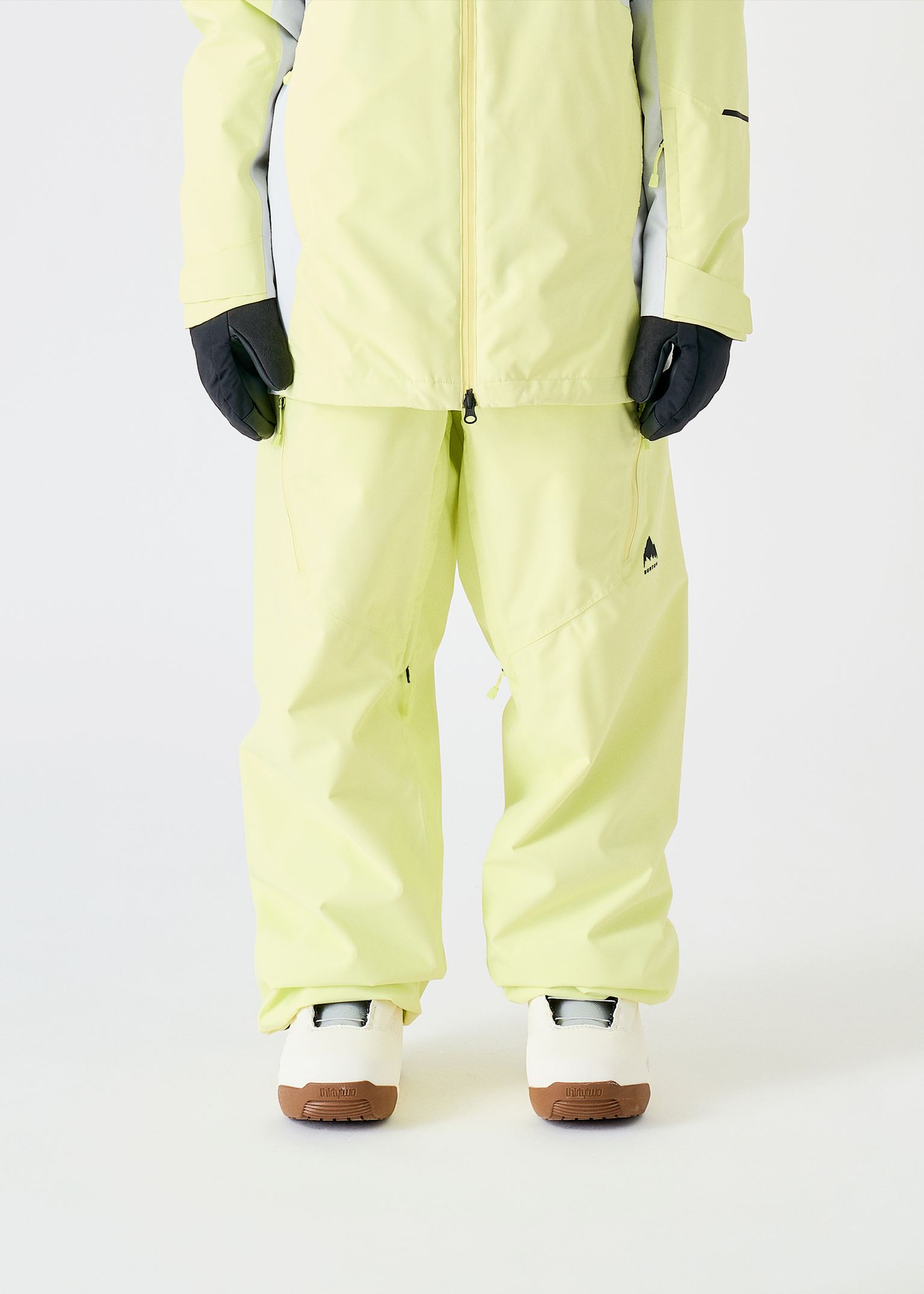 Reserve 2L Relaxed Pants image