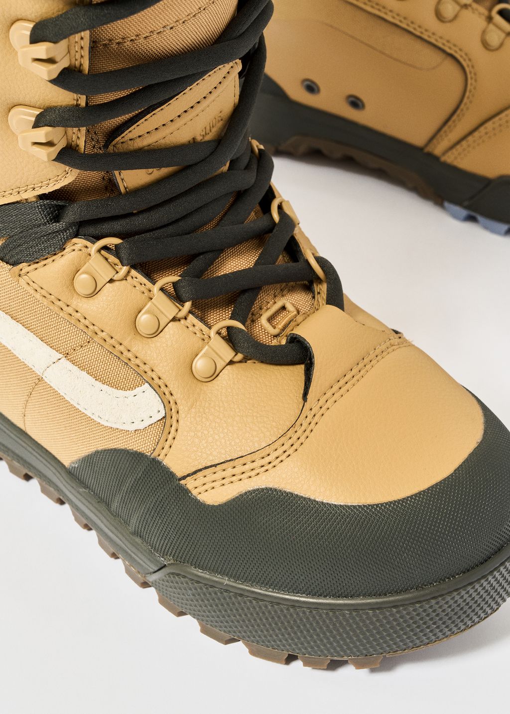 Vans Luna Ventana Snowboard Boots