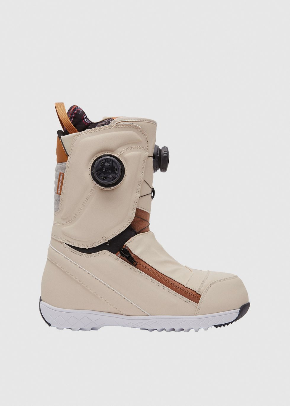 DC Mora Snowboard Boots