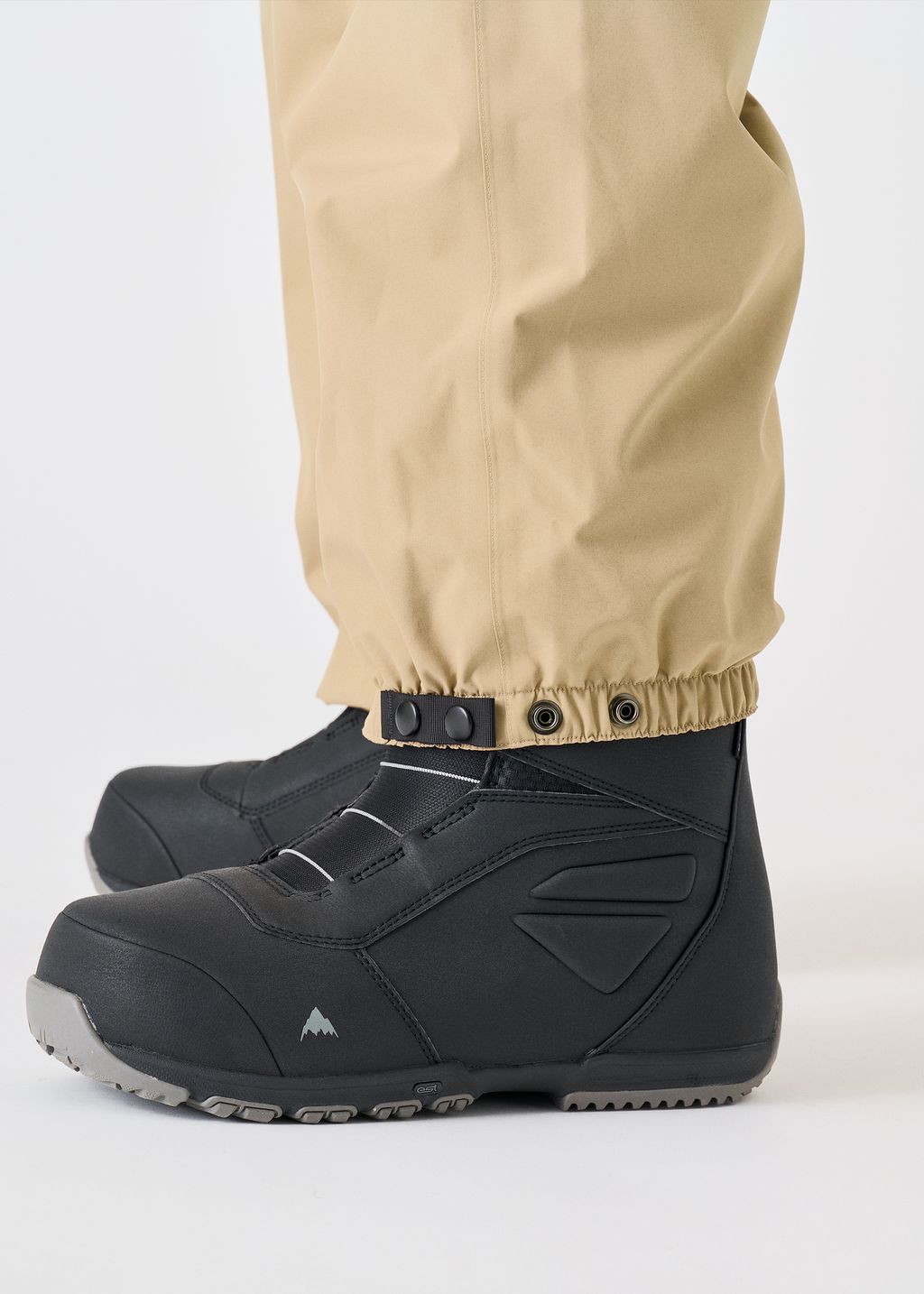 Burton Reserve 2L Relaxed Bib Pants