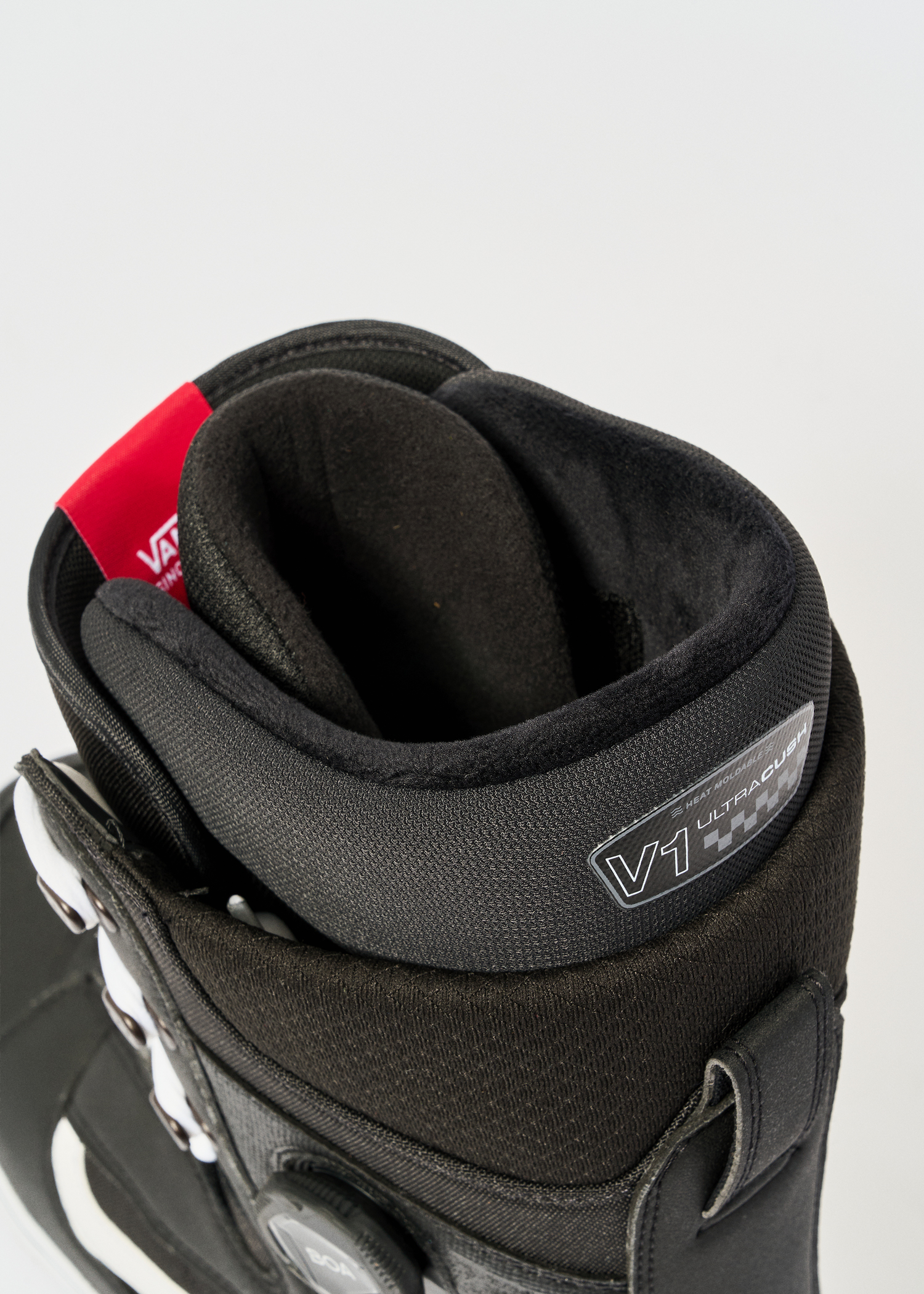 Vans Invado OG Snowboard Boots