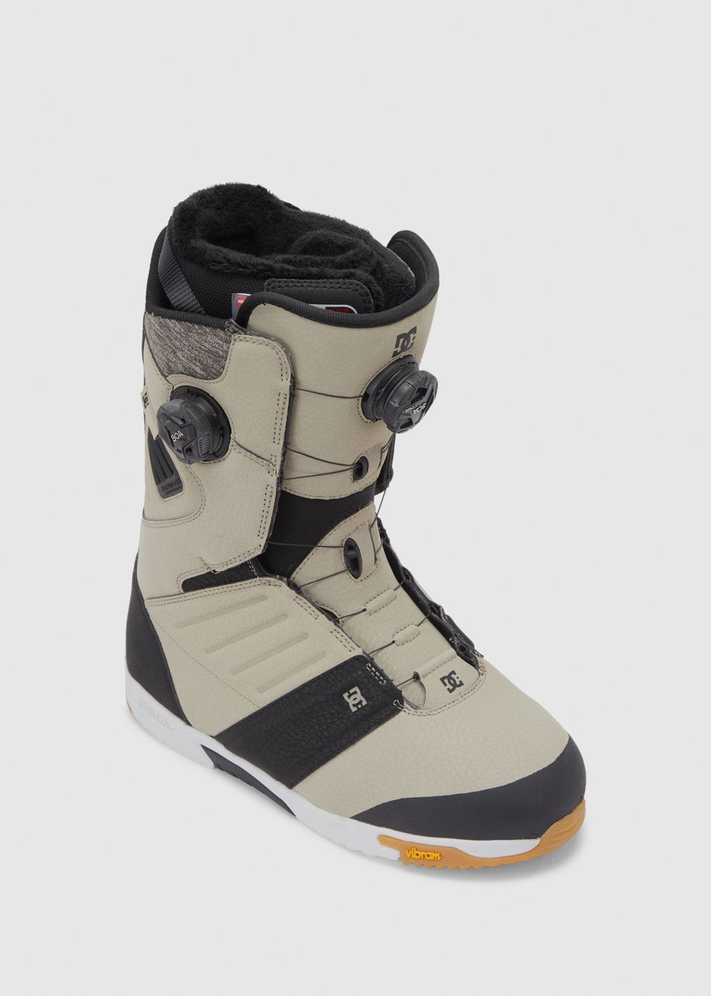 DC Judge Snowboard Boots