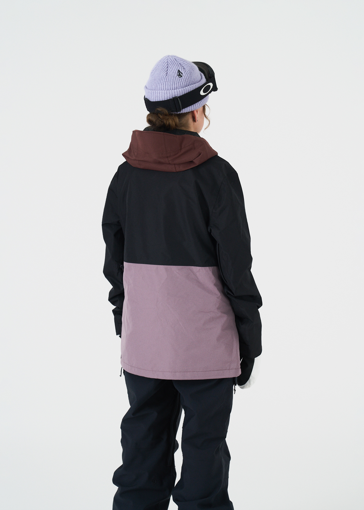 529434957_model_thesnowboardas