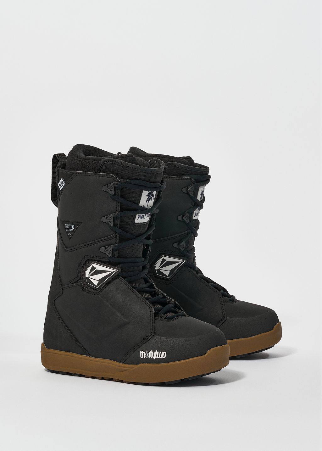 スノーボード thirtytwo LASHED VIZZ 24.0 ThirtyTwo Lashed X Volcom Snowboard Boots