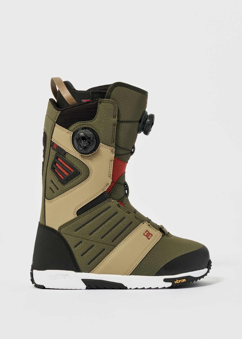 DC Judge Snowboard Boots