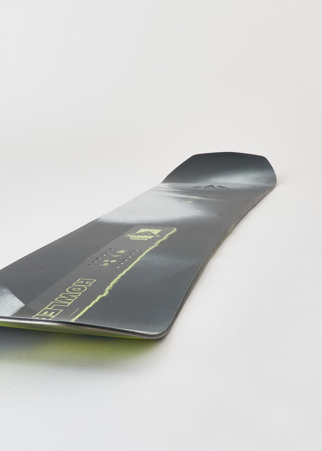 Jones Howler Snowboard