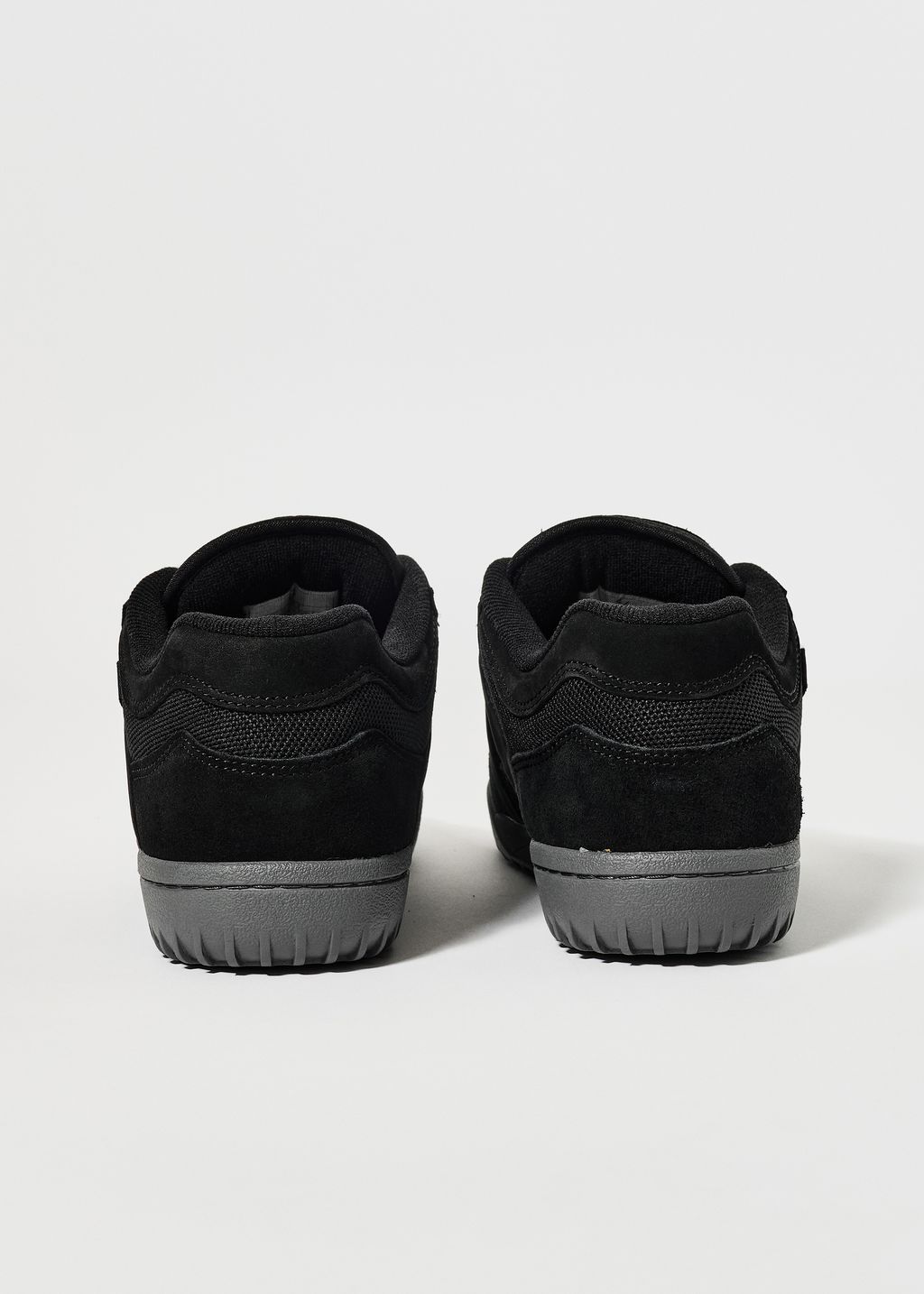 Es One Nine Skate Shoes