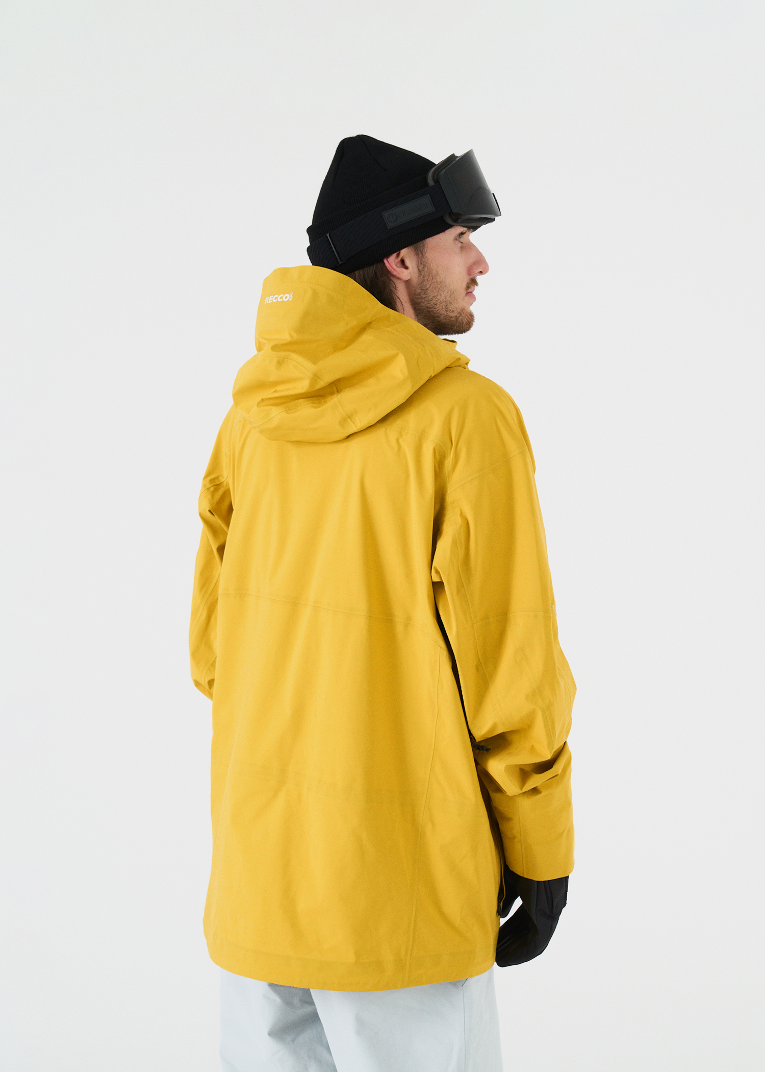 522303970_model_thesnowboardas