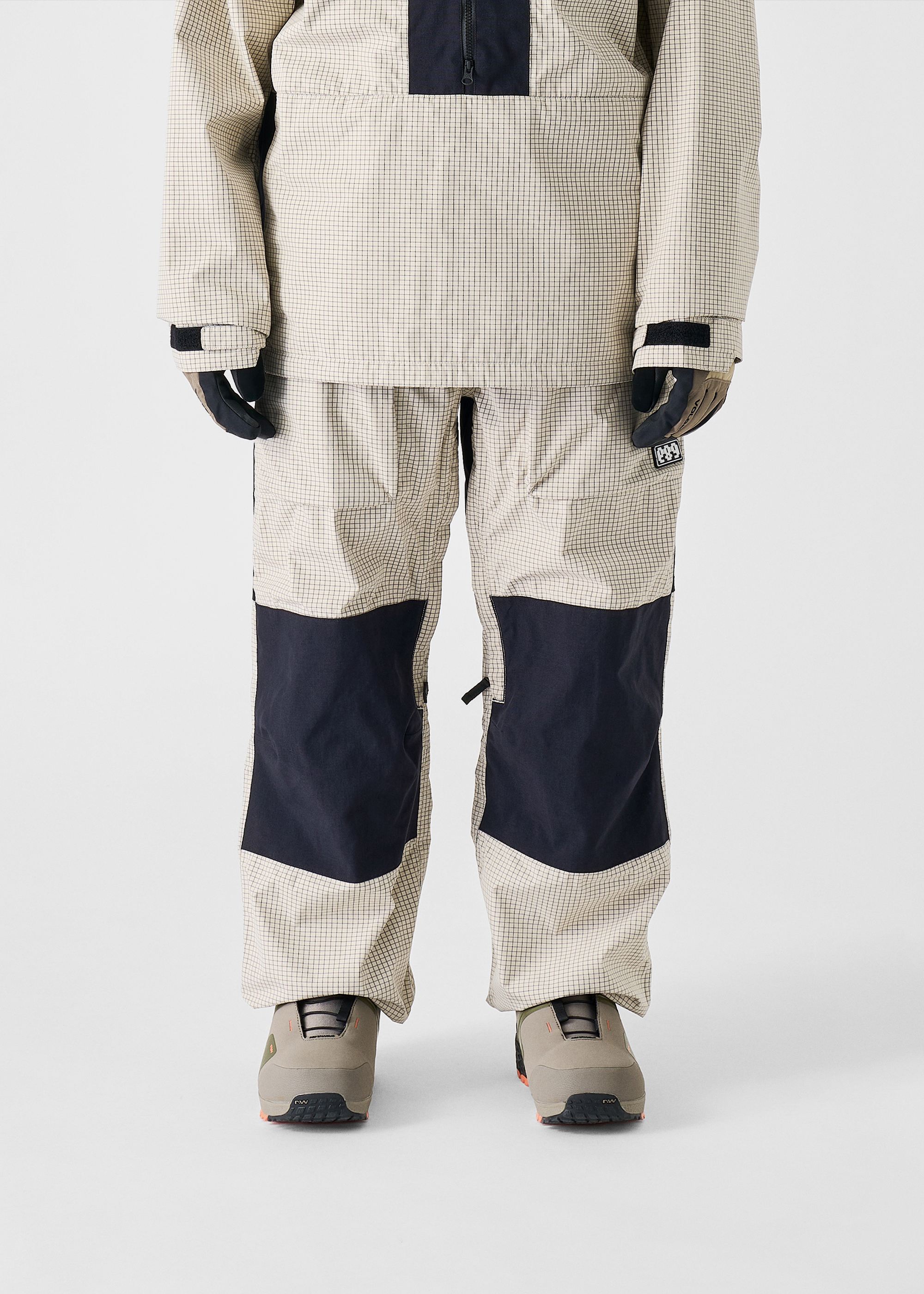 533432911_model_thesnowboardas