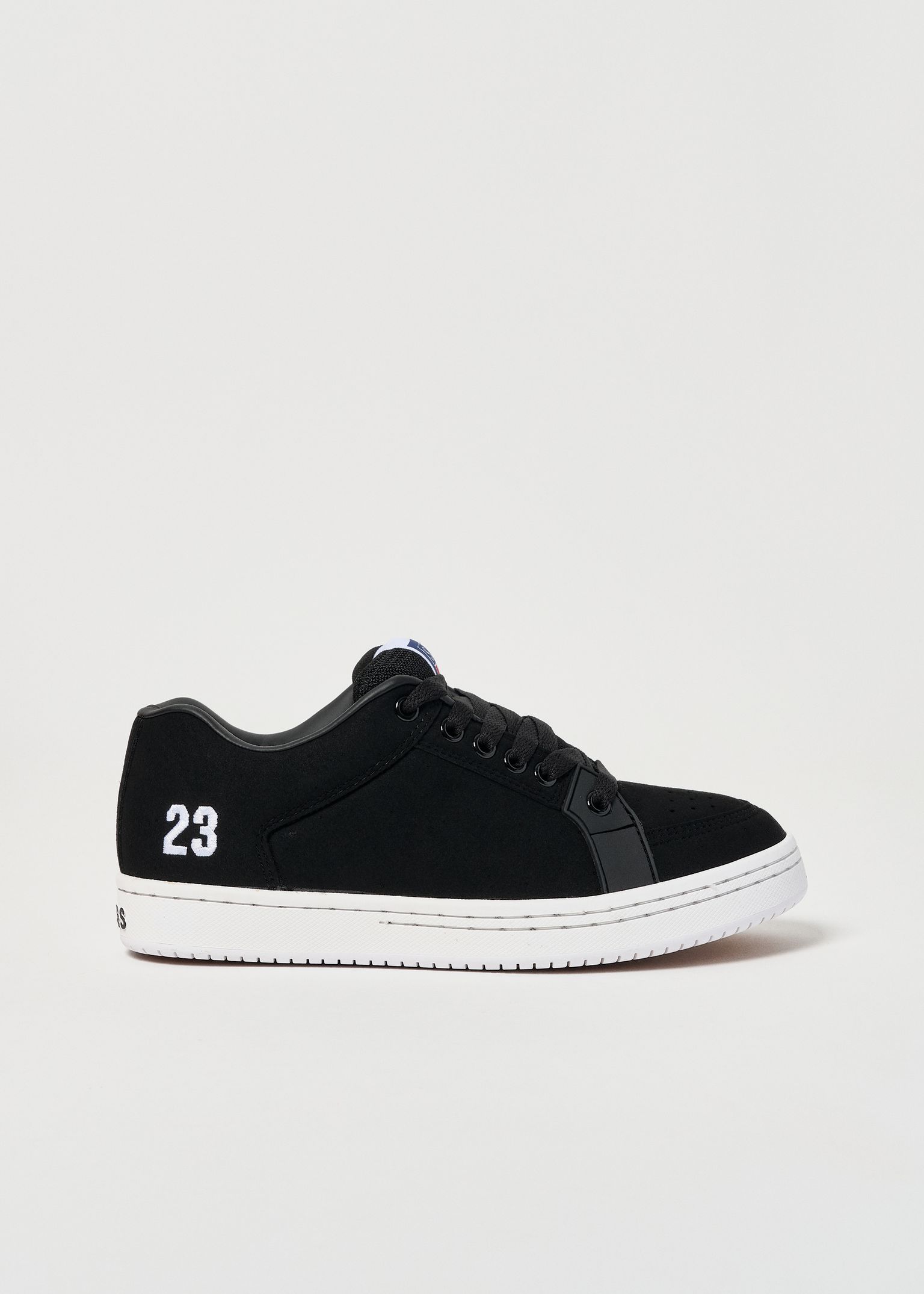 Sal 23 Skate Shoes image