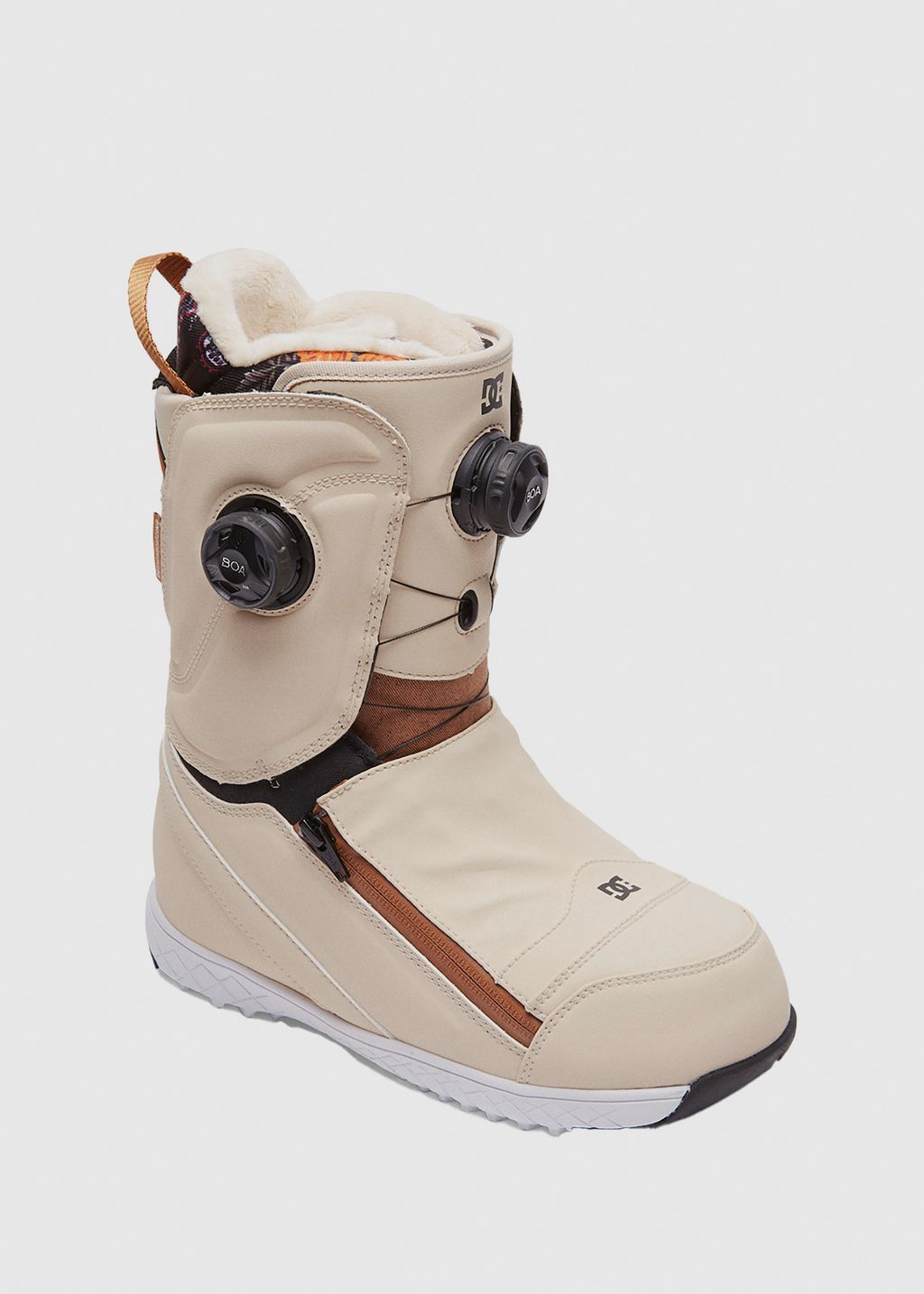 DC Mora Snowboard Boots
