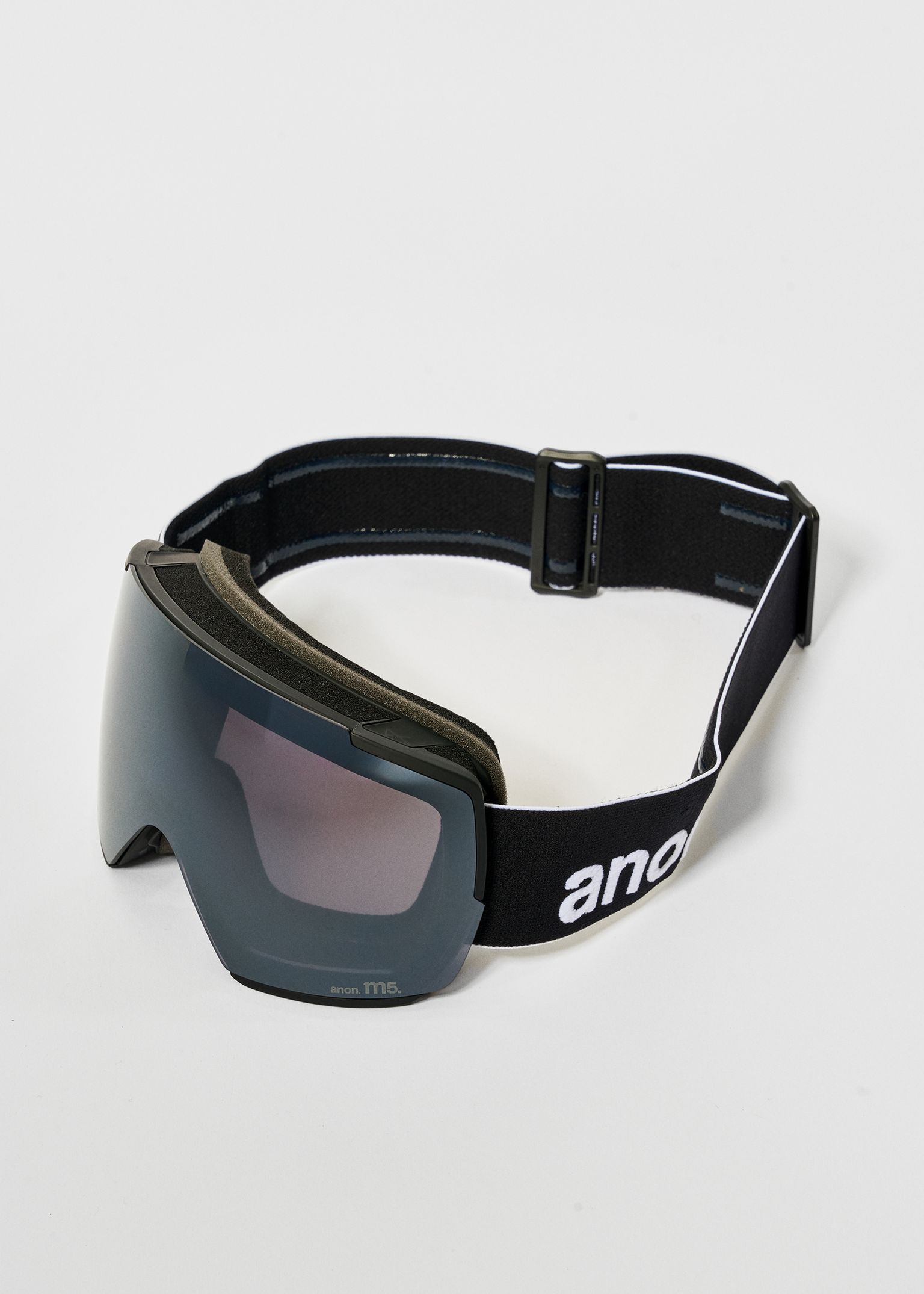 Anon M5 Black / Perceive Sunny Polarised Onyx