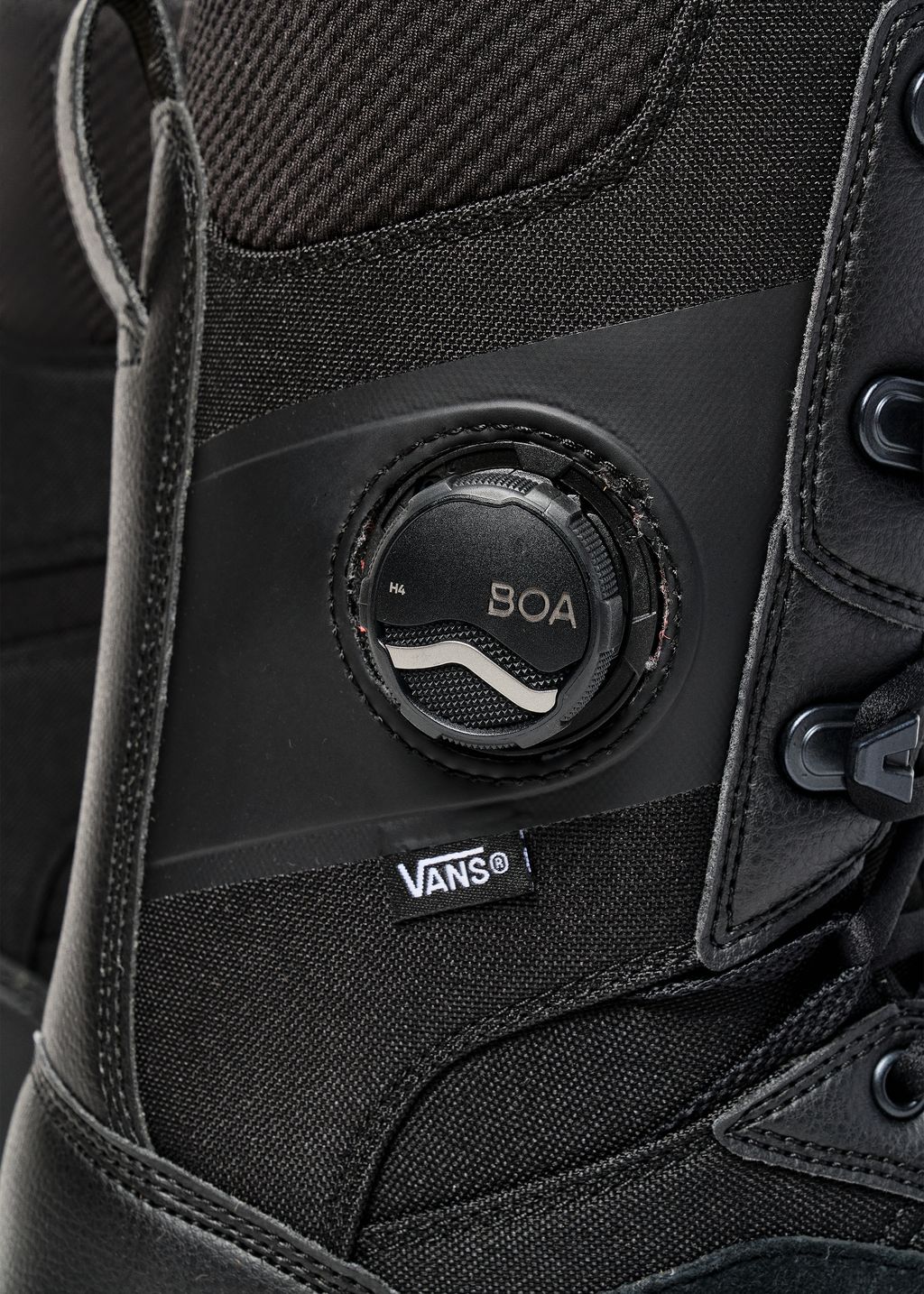 Vans Invado Pro Snowboard Boots