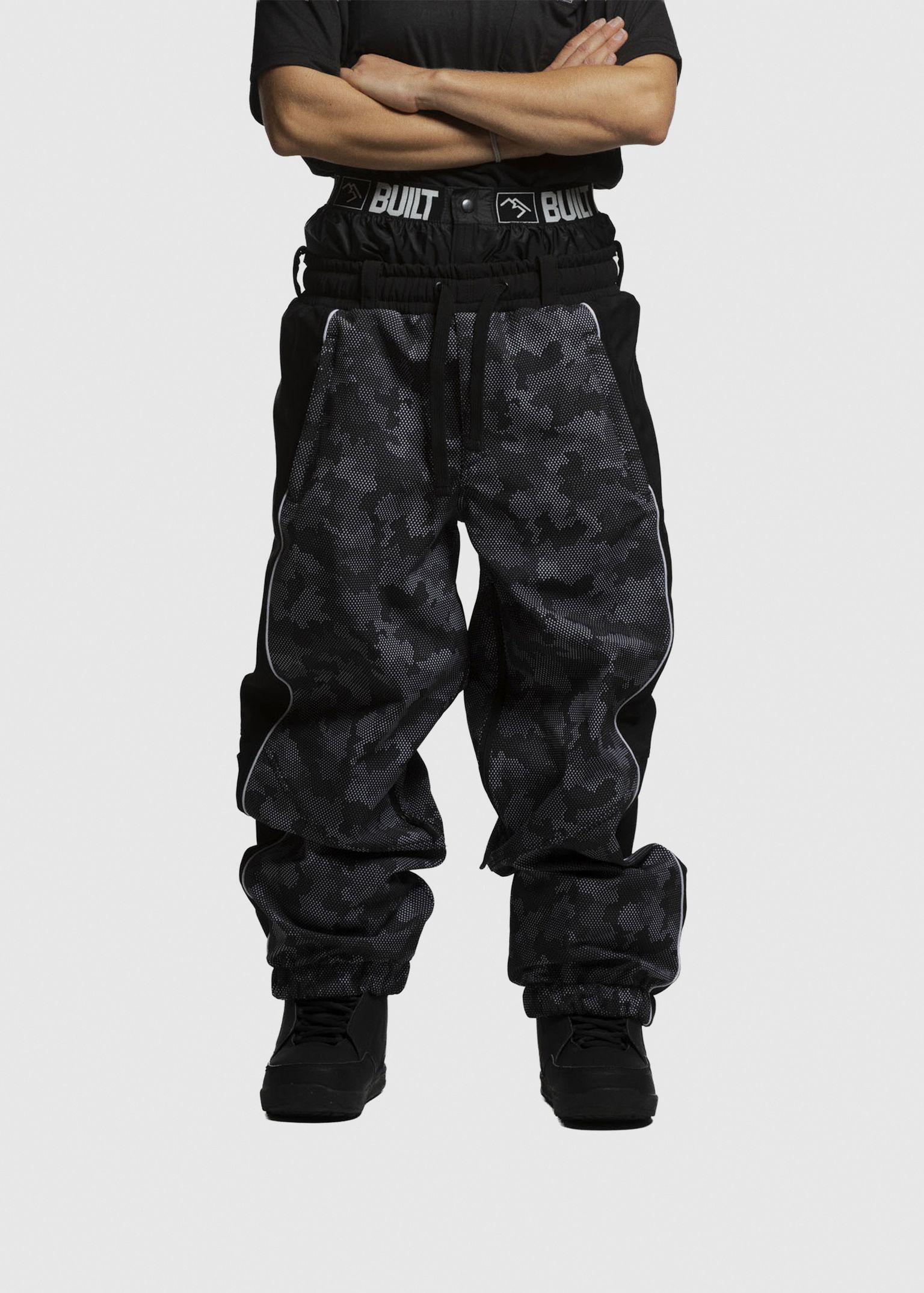 Trackpant image