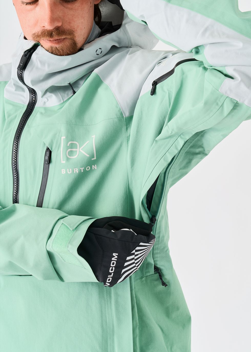 Burton AK GORE-TEX ジャケット Men's Burton [ak] Surgence GORE-TEX Shell Jacket | Burton.com