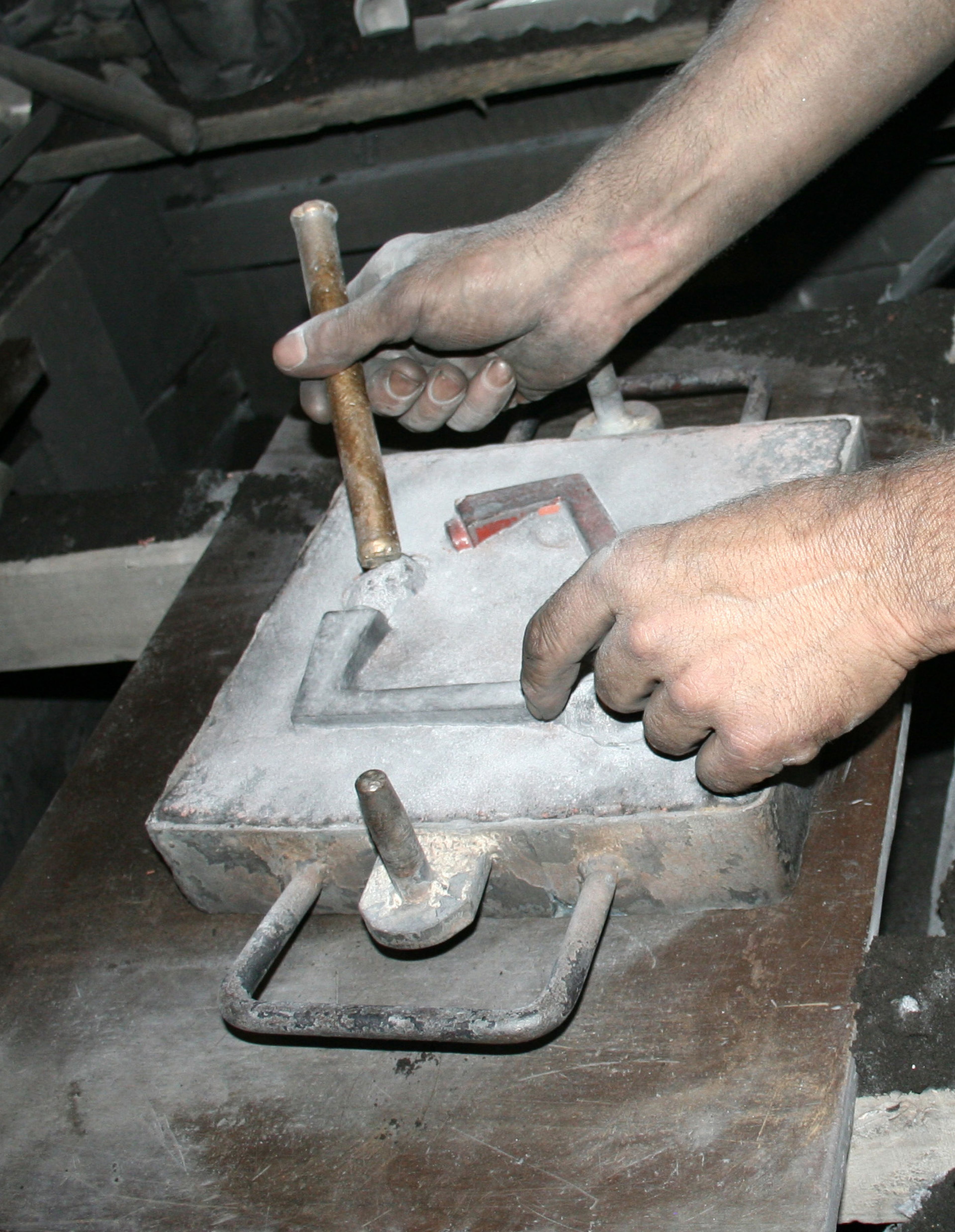 Gietproces in zandmallen