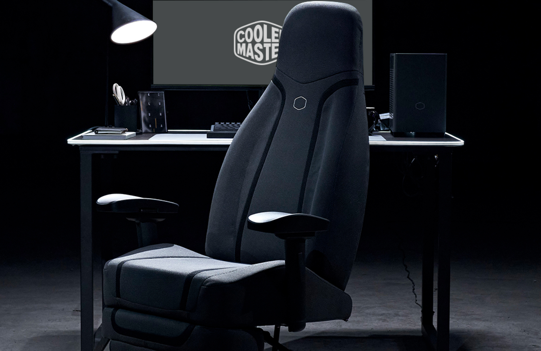 SYNK X クロスプラットフォームの没入型ハプティックチェア | Cooler