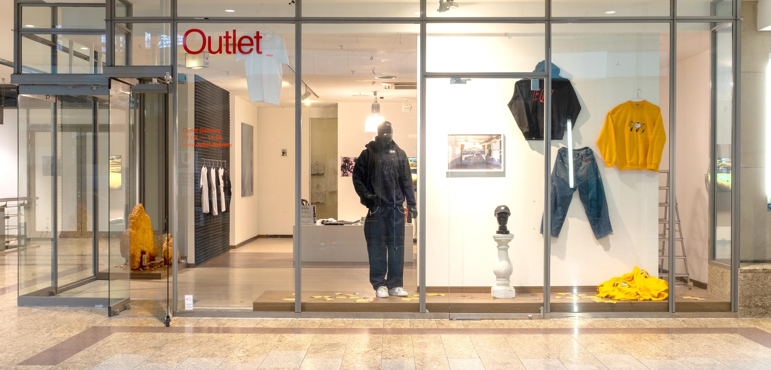 Photograph of a popup store glassfront