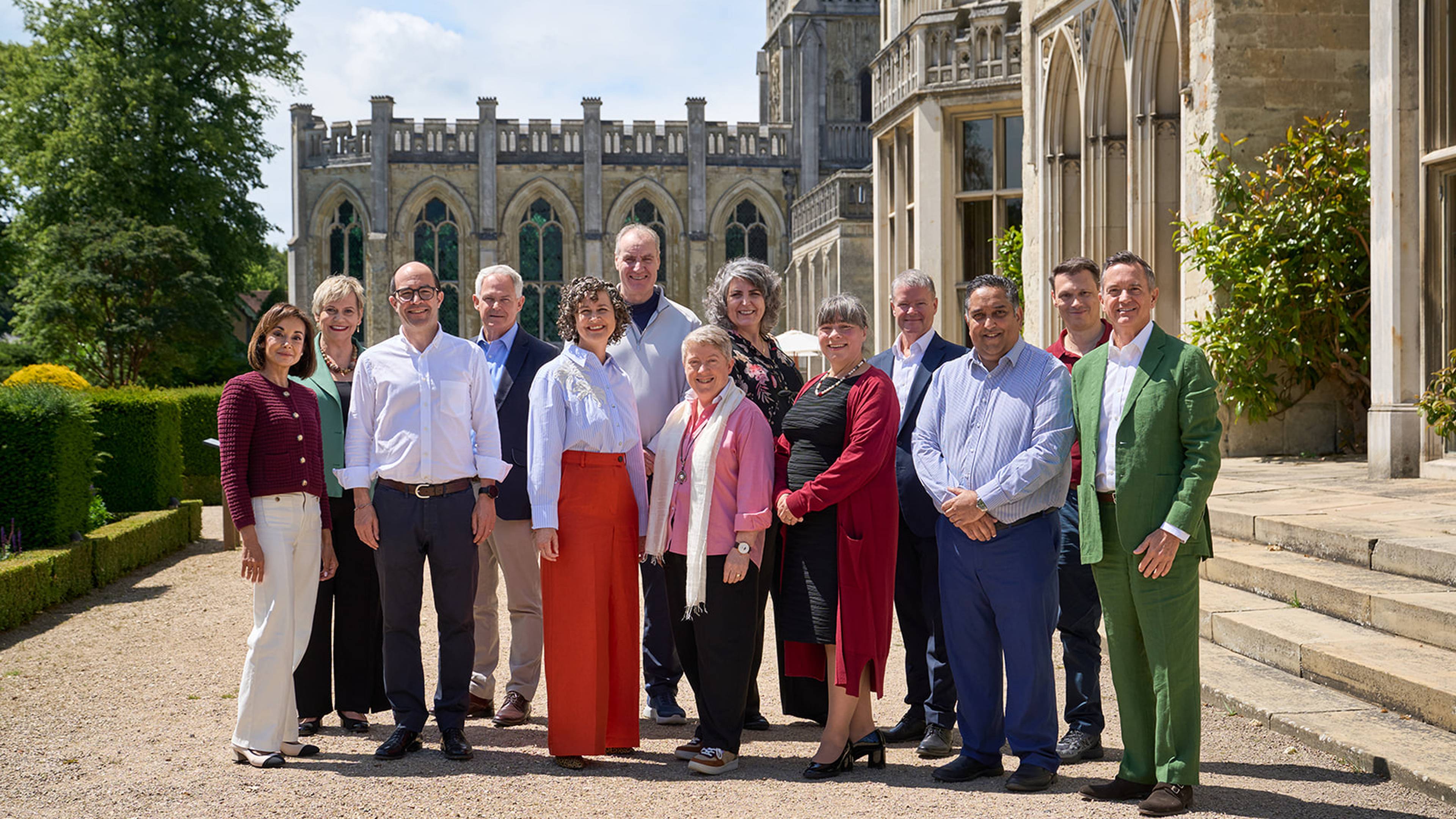 Group shot of the speakers of TEDxHult Ashridge 2026 in front of Ashrigde House