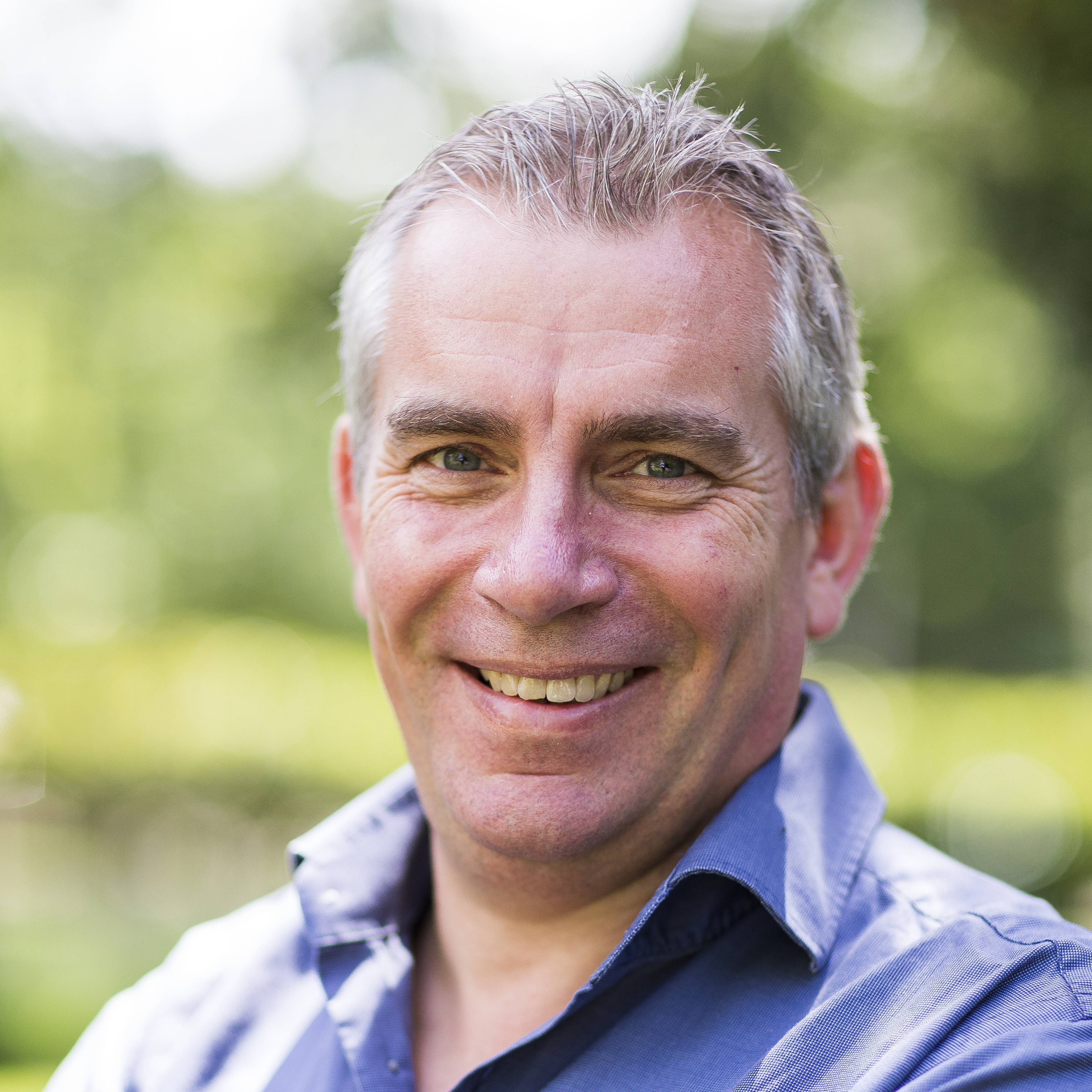 Headshot of Andy Cross