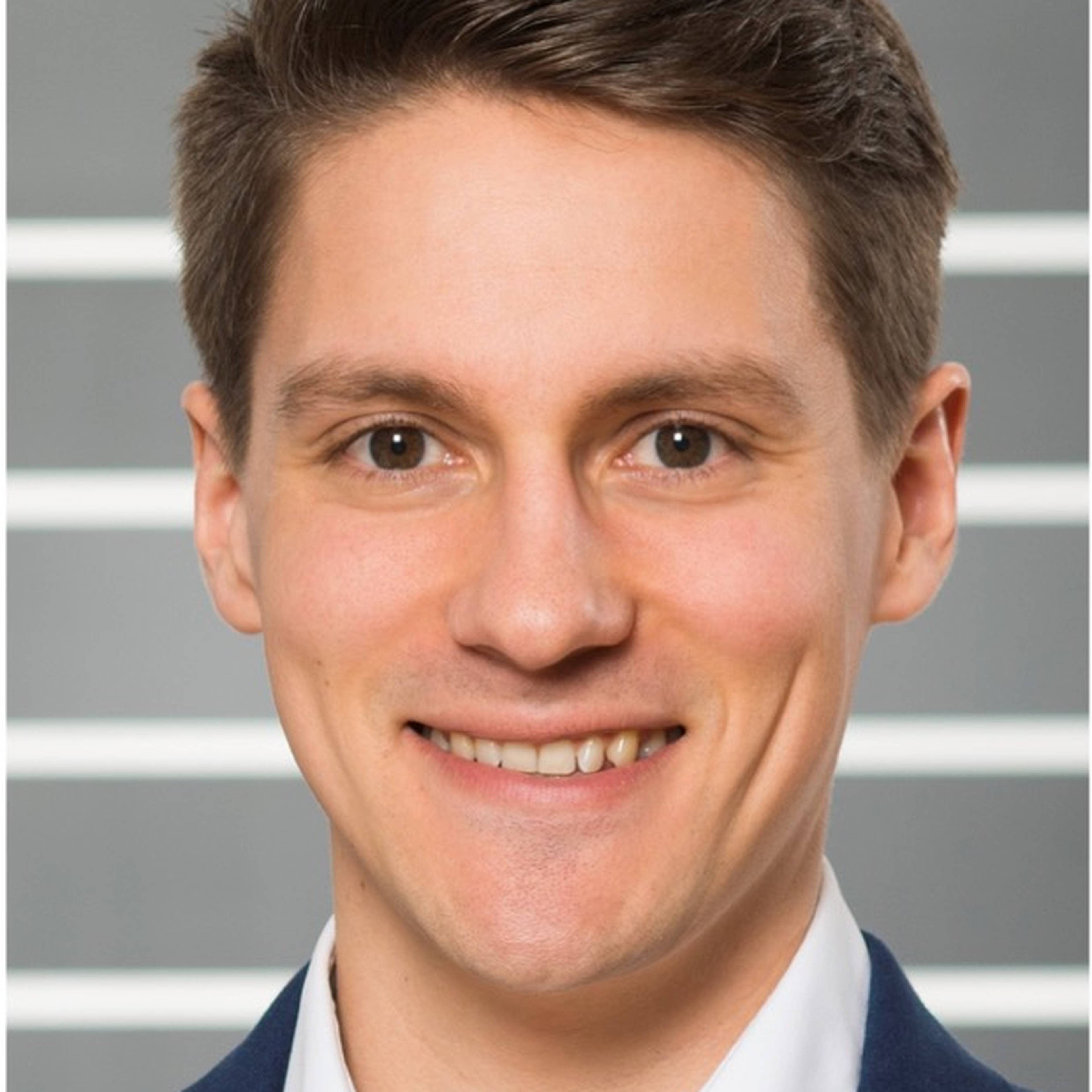 Headshot of Soren Hansen