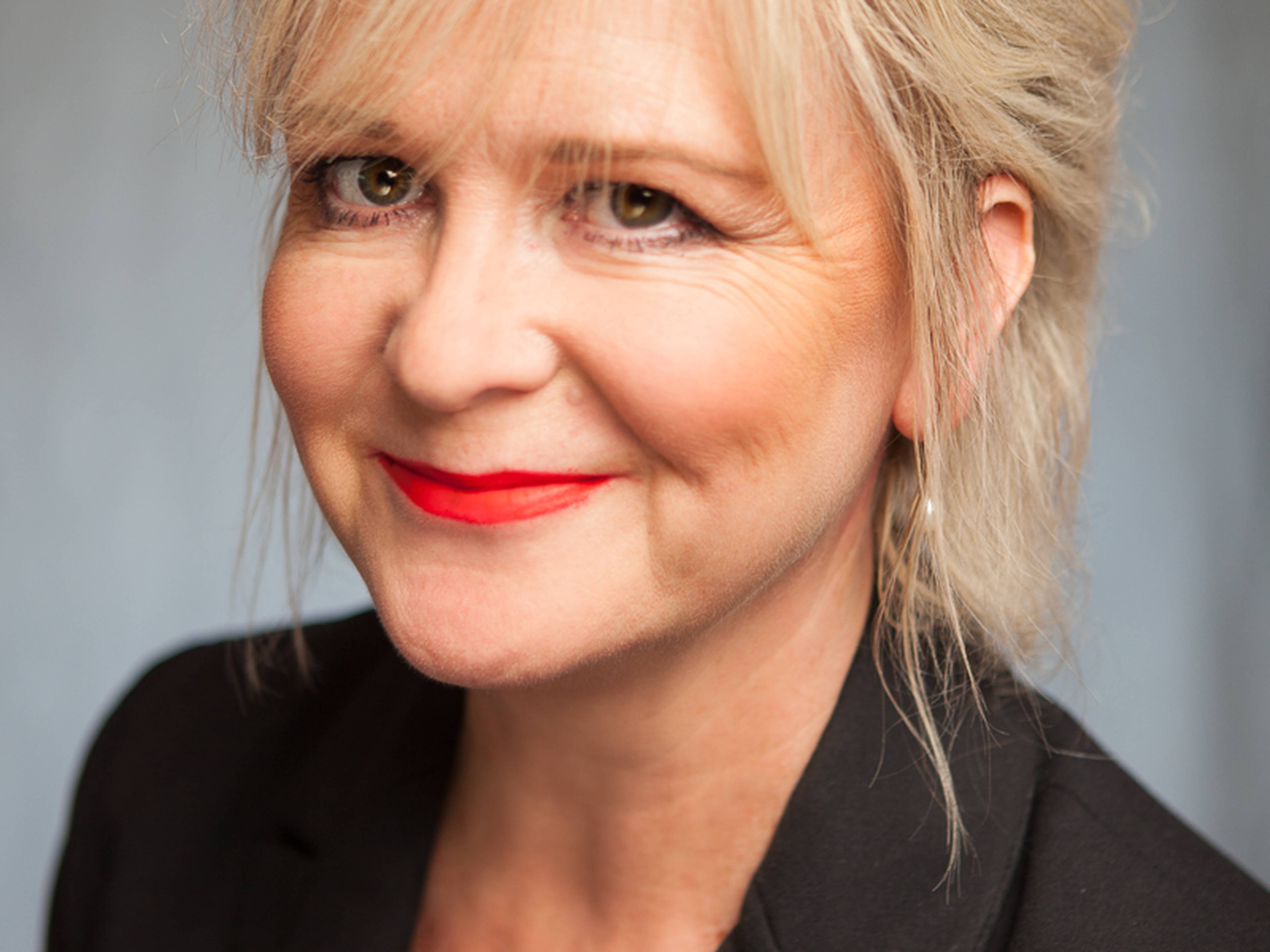 Headshot of Clare Carpenter