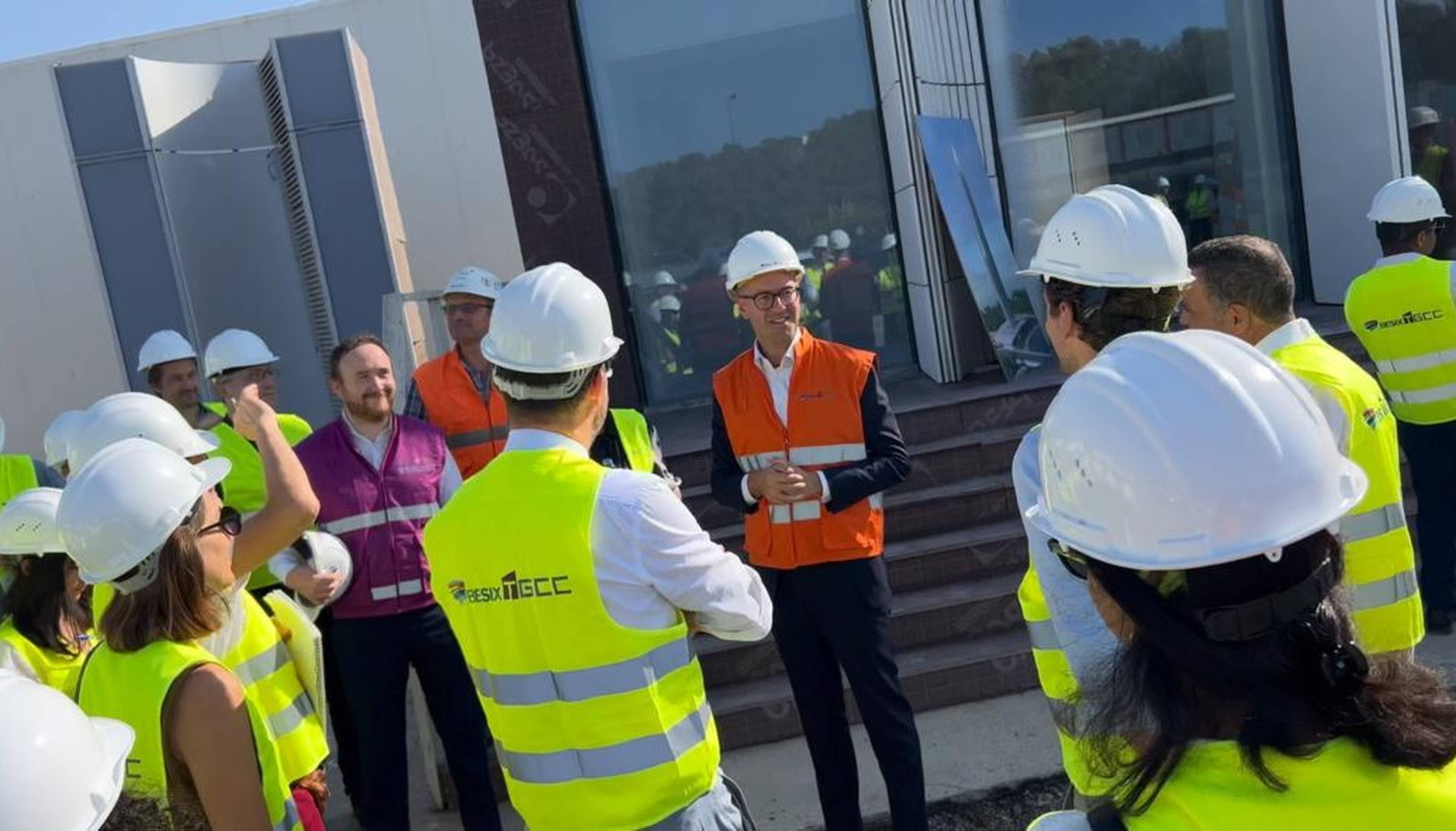 Sebastien explaining the construction project as project manager