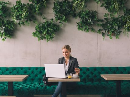 Più responsabili, più ingaggiati e più sereni: così lo smart working rende più felici