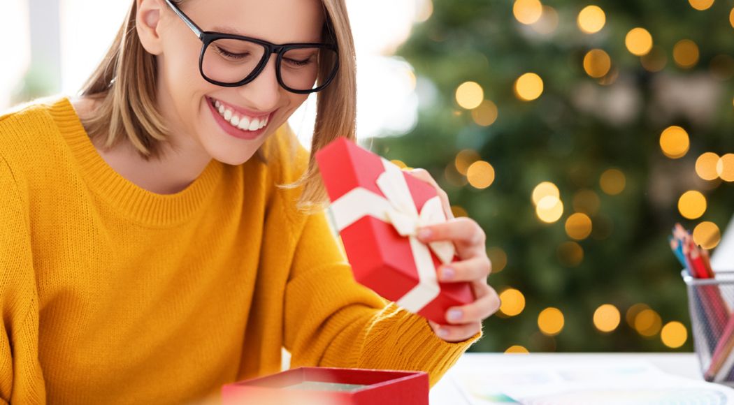 idee-regali-natale-2022-hi-tech-tecnologici-techno-addicted