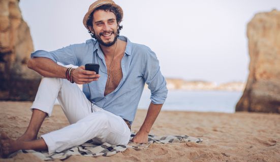 ¿Cómo puede ayudarte una centralita virtual en vacaciones?