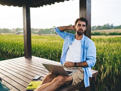 Smart working: tutte le startup e i tour operator che organizzano periodi di lavoro da remoto
