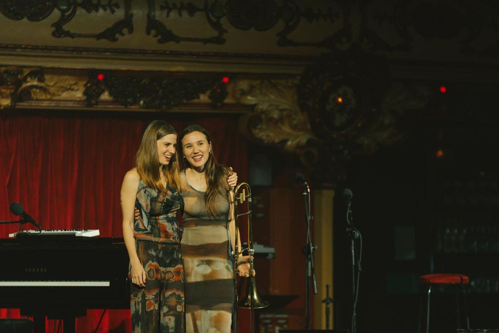 Foto de Rita Payés y Lucia Fumero