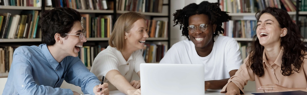 jovens-estudando-shutterstock
