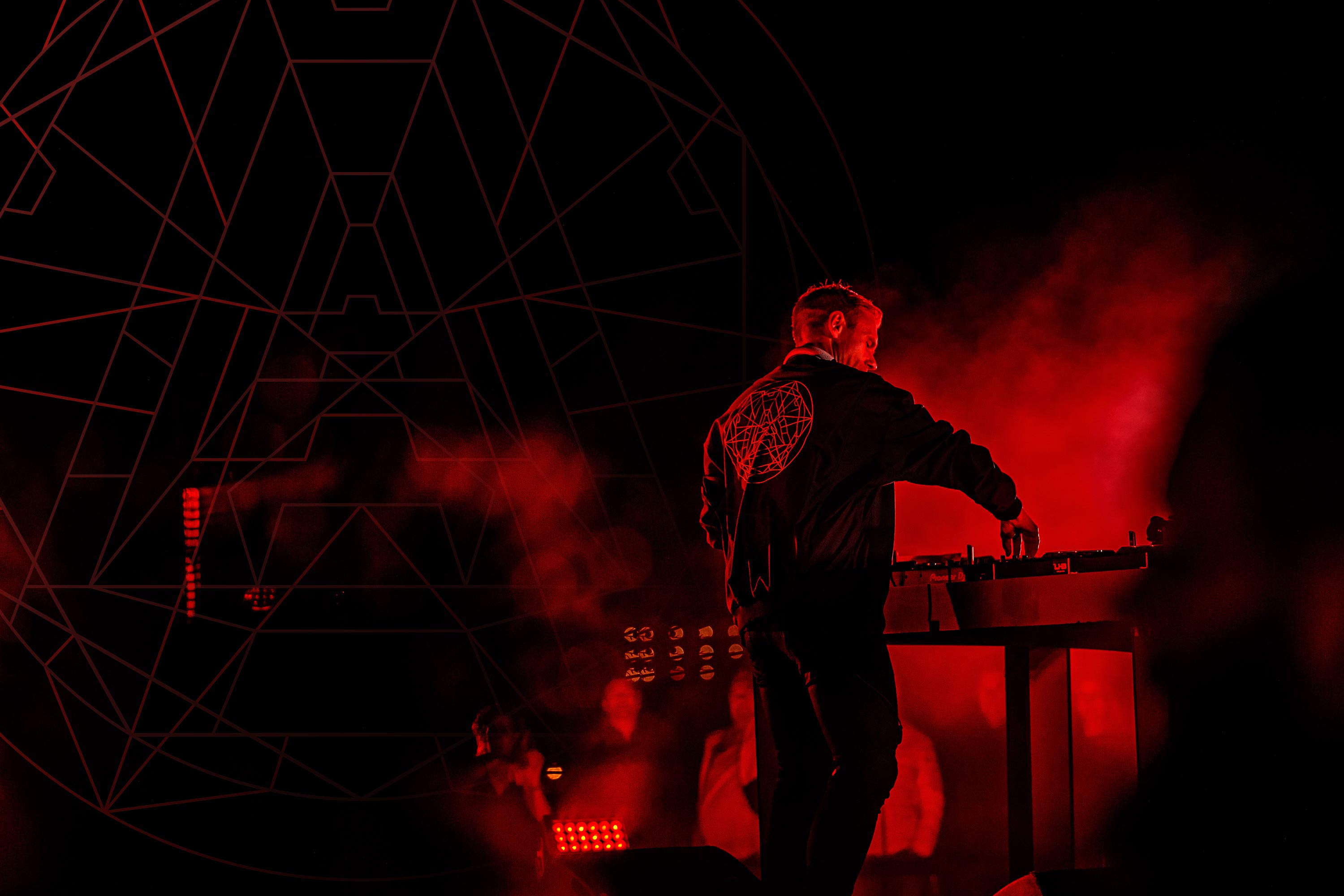 breathe_2024_arminvanbuuren_he