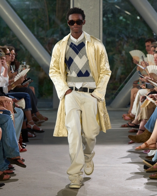 Look - 47 - Ami Paris