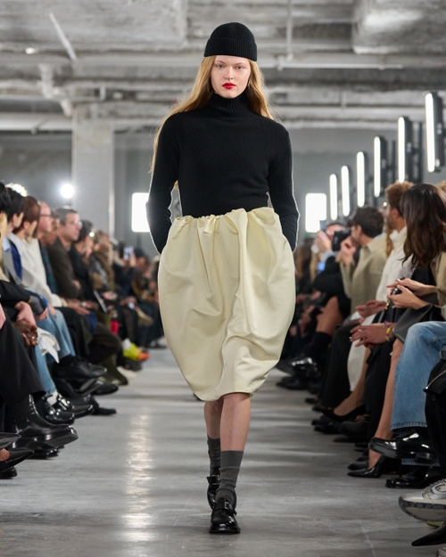 Look - 51 - Ami Paris